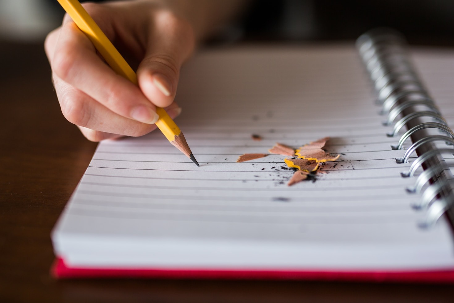 Visual Storytelling in Modern Science Communication